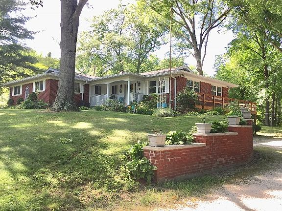 2nd image of 48 Orchard Ln