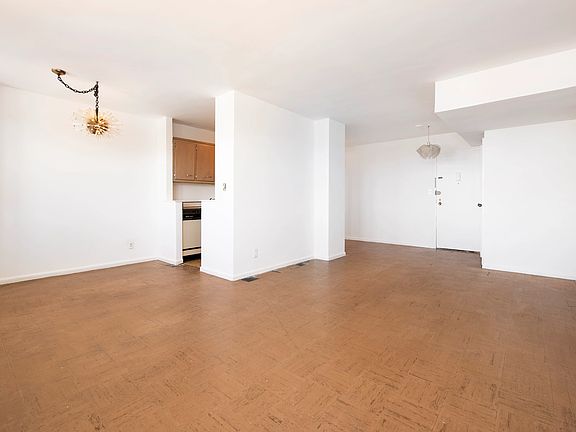 5th image of 138-10 Franklin Ave #16-B