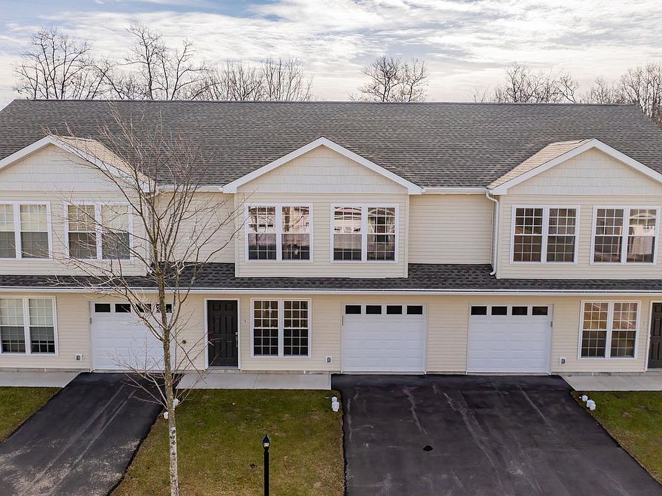 1st image of 13 Nicole Ln