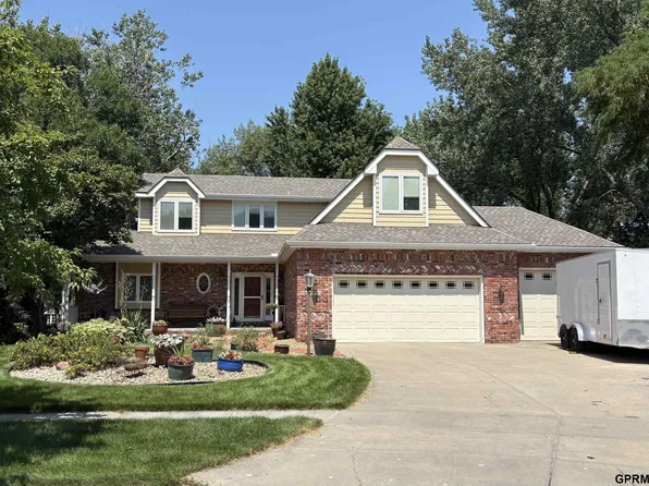 4430 Ash Hollow Ct, Lincoln, NE 68516