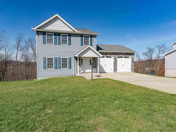 150 Landing Dr, Morgantown, WV 26508