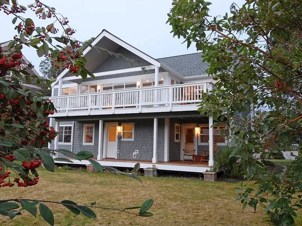 7217 NE William Rogers Rd, Indianola, WA 98342