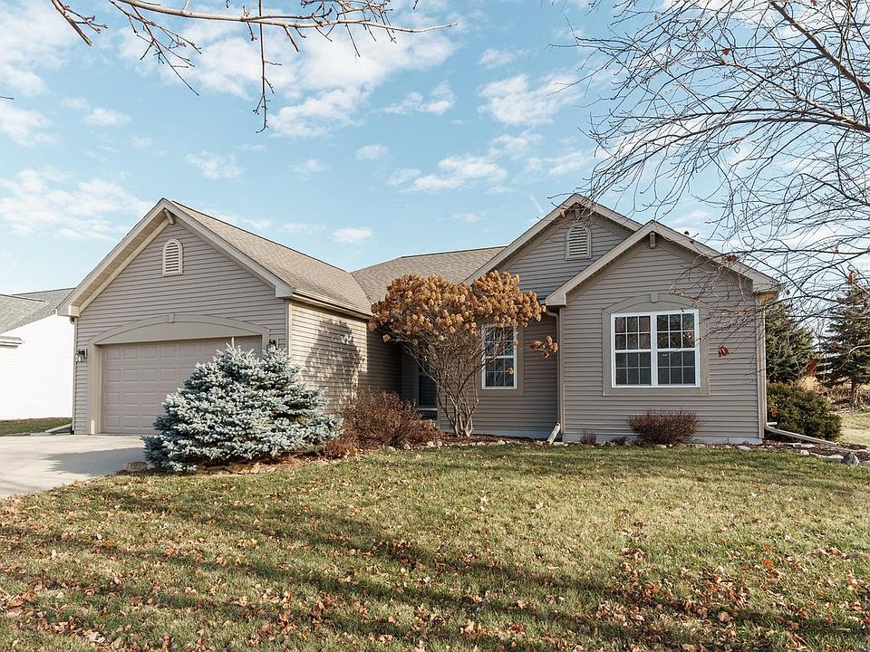 1st image of 362 Oakbrook DRIVE