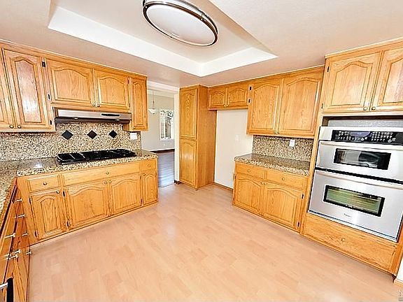 4th image of 766 S Regatta Dr