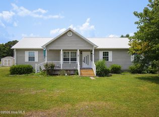 1211 Old Folkstone Rd, Sneads Ferry, NC 28460