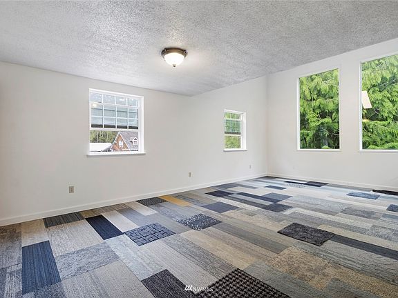 Move-in ready.>