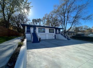 5611 Charles St #A, Omaha, NE 68132