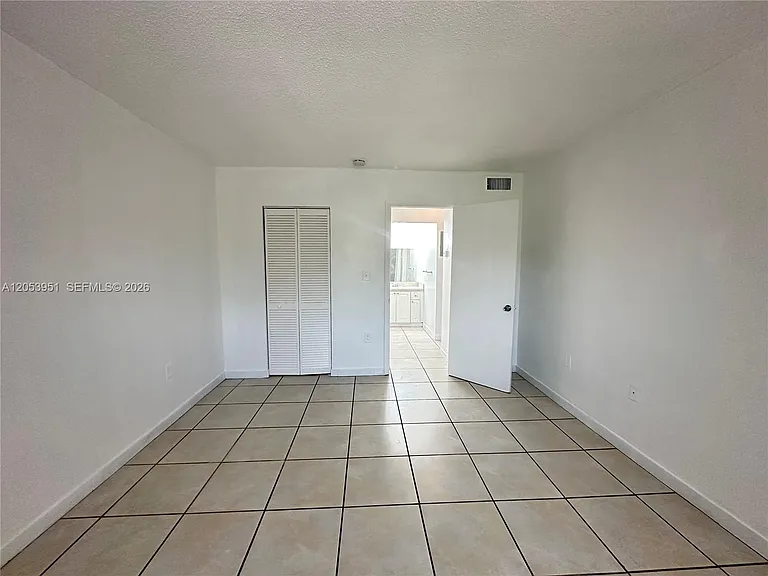 1008 NW 45th Ave #12 — Photo 9