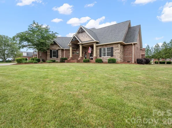 708 Cedar Hill Dr, Shelby, NC 28152