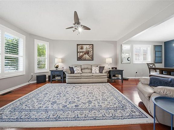 5th image of 68 Allensgate Dr