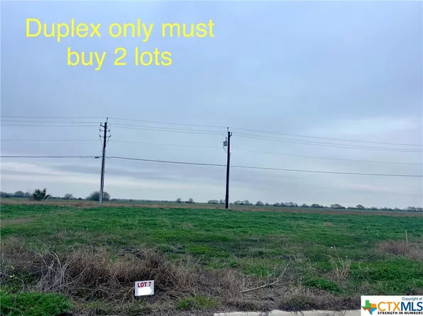 314 Cardinal Dr, Port Lavaca, TX 77979