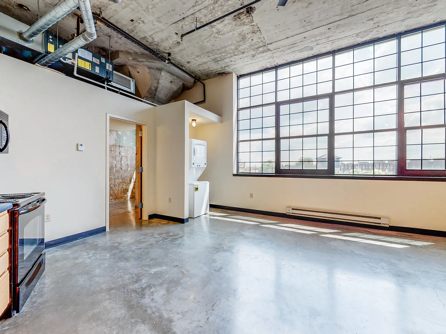 Reynolds Lofts — Photo 4