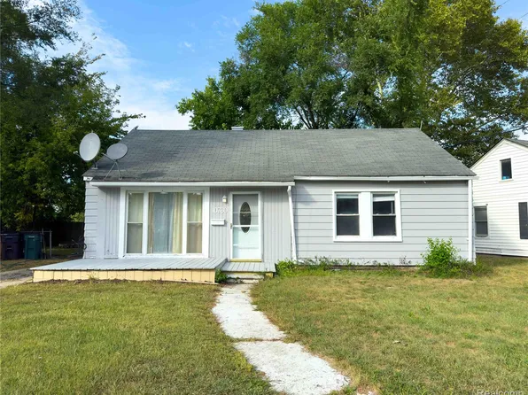 10760 Troy St, Oak Park, MI 48237