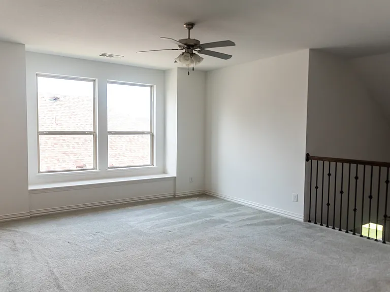 1000 Hoxton Ln — Photo 32