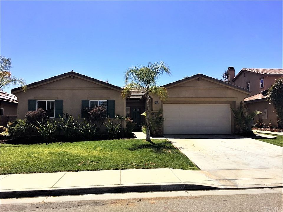 1st image of 25599 Mountain Glen Cir
