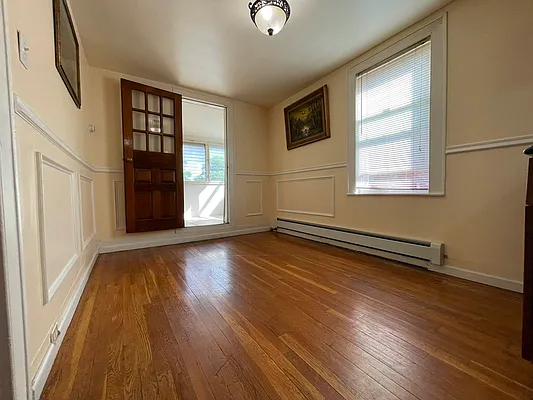 Rented by Hillel Realty Group | media 4