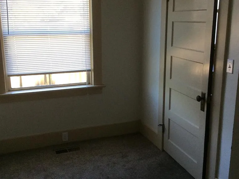 Smaller bedroom.