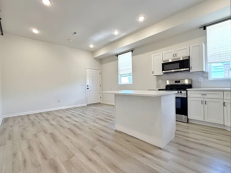 1240 Ritner St #3 — Photo 14