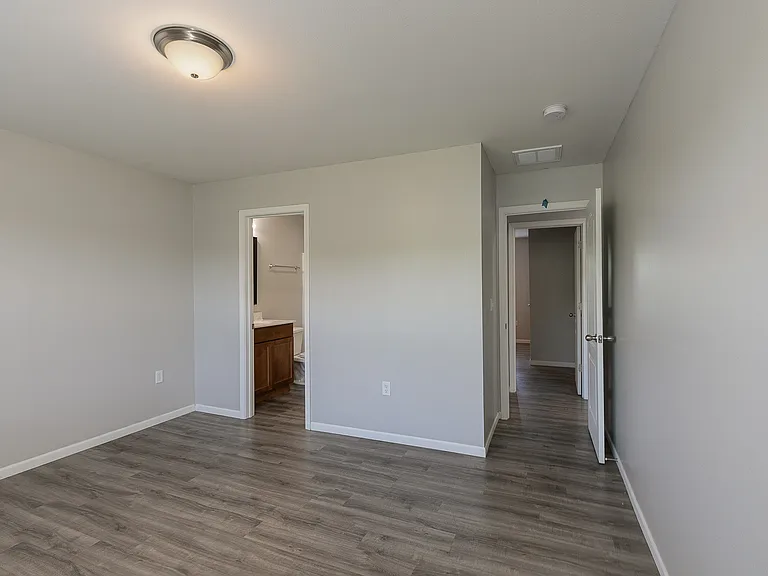 116 Whispering Meadows Pkwy — Photo 8