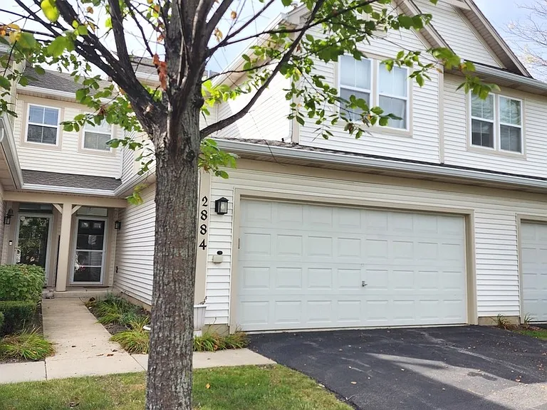 2884 Falling Waters Ln — Photo 1