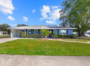 1381 SE San Souci Ln, Port Saint Lucie, FL 34952