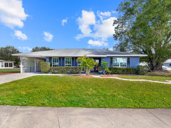 1381 SE San Souci Lane, Port St Lucie, FL 34952