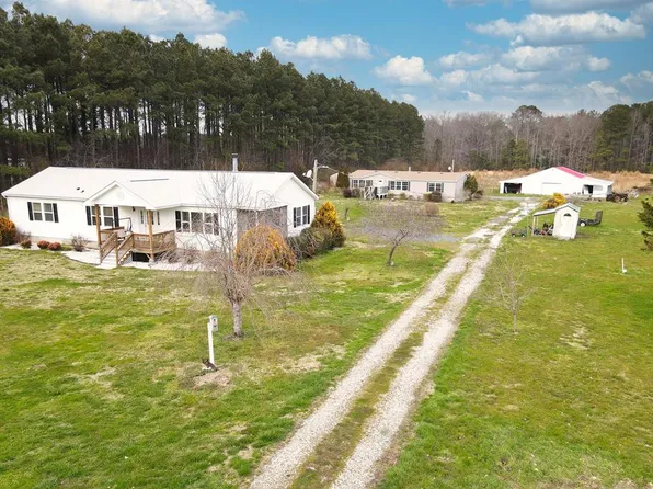 25371 Guilford Rd, Bloxom, VA 23308