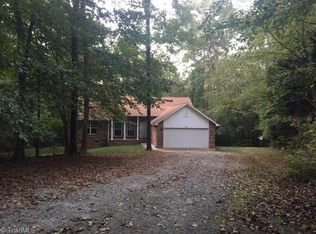 439 Frontier Dr, Lexington, NC 27292