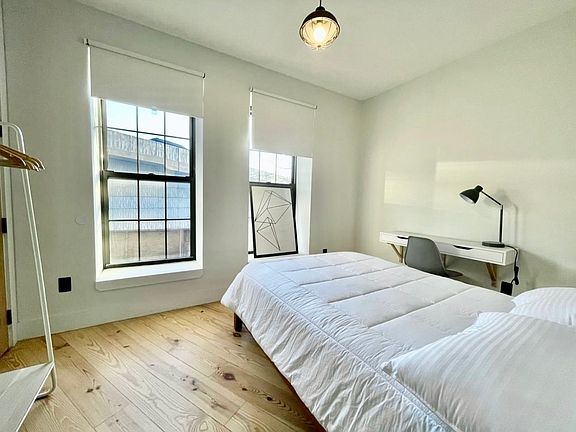 3rd image of 729 Meeker Ave #3RR