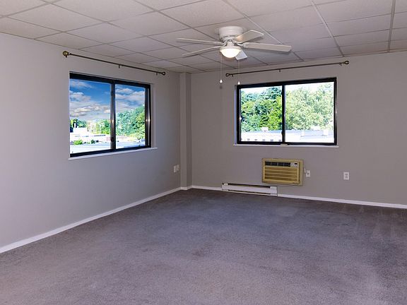 3rd image of 64 Foster St APT 301