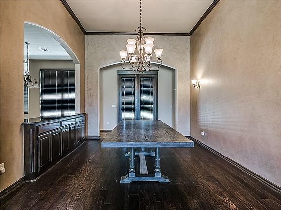 4th image of 11124 Pamplona Way
