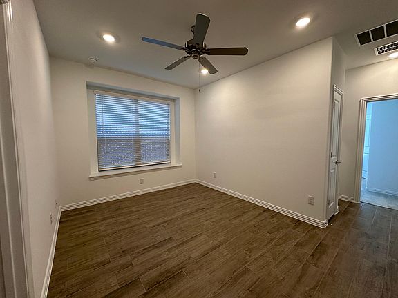 5th image of 1208 Water Canna Dr