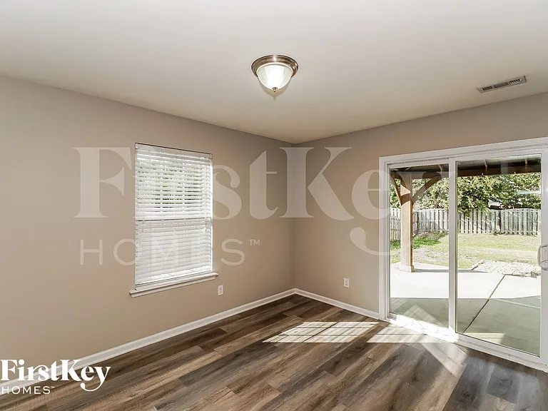 11677 Striker Ln — Photo 6