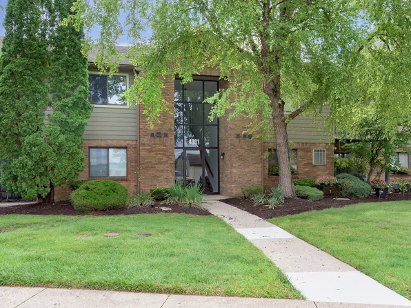 4331 Village Parkway Cir W, Indianapolis, IN 46254