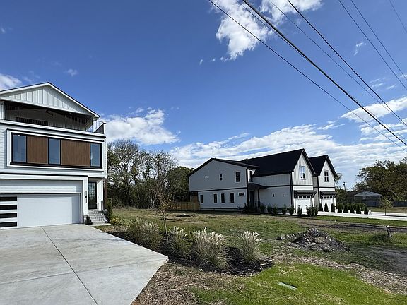 3rd image of 1705C River Dr