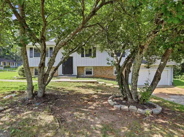 6047 Marbut Rd, Lithonia, GA 30058