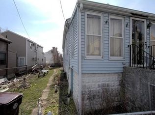 122 Oak Island St, Revere, MA 02151