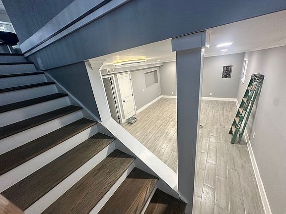 Solid stair