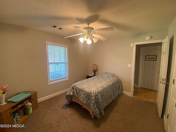 5th image of 2941 Southshore Ct
