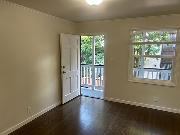 4th image of 820 N El Camino Real APT B