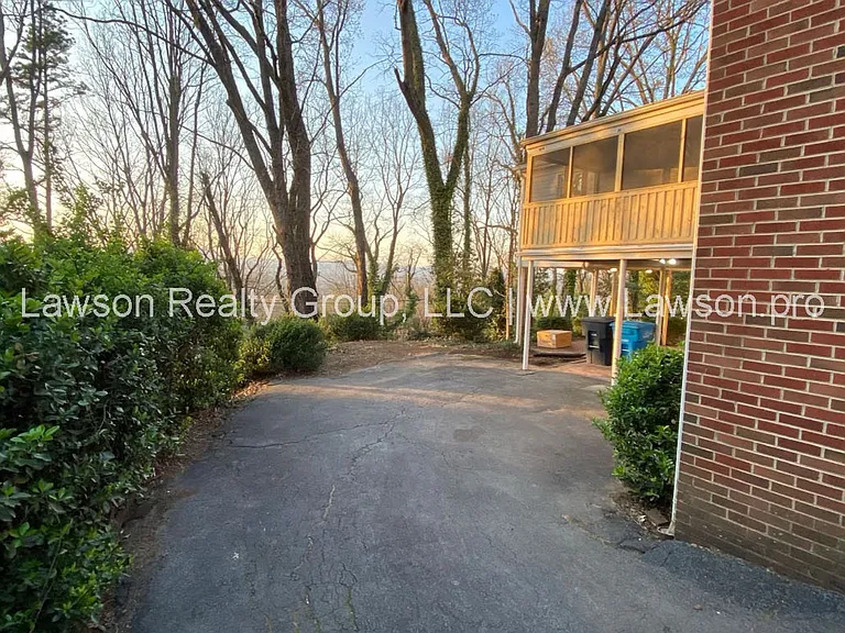 3125 Stoneridge Rd SW — Photo 23