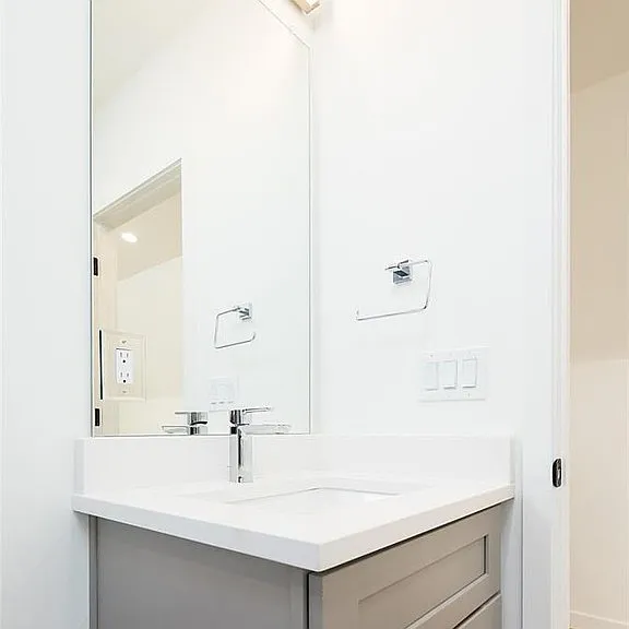 3rd floor bathroom