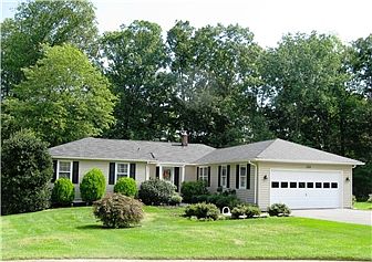 1st image of 2104 Williamsburg Ct