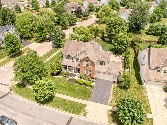 4th image of 7886 Glenmore Dr