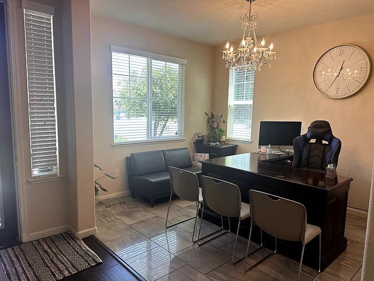 1000 Carlisle Ct — Photo 17