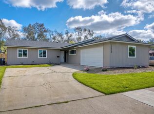 12929 Oak Knoll Rd, Poway, CA 92064