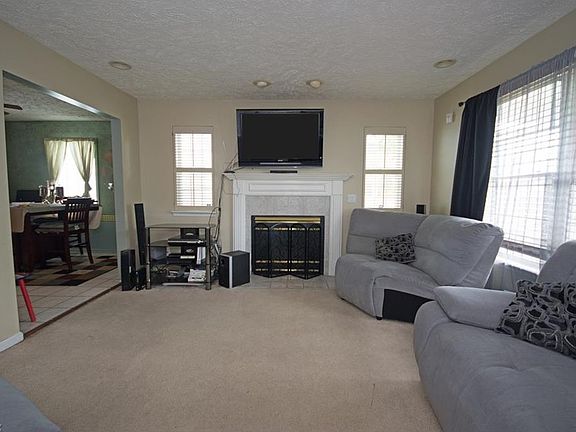 2nd image of 16012 Damon Ave