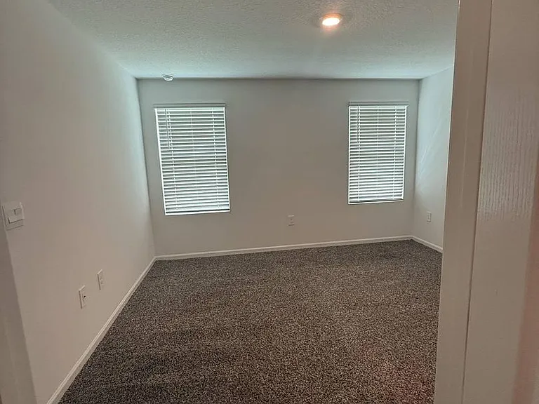 65183 Forest Glen Ln — Photo 34