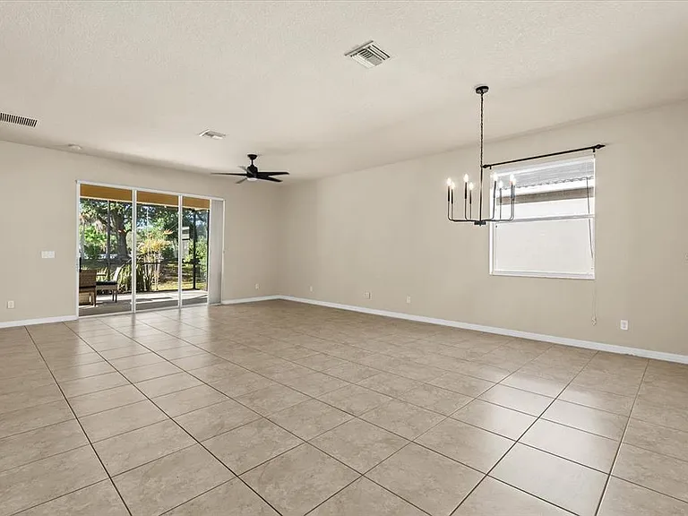 11711 Breadfruit Ln — Photo 15