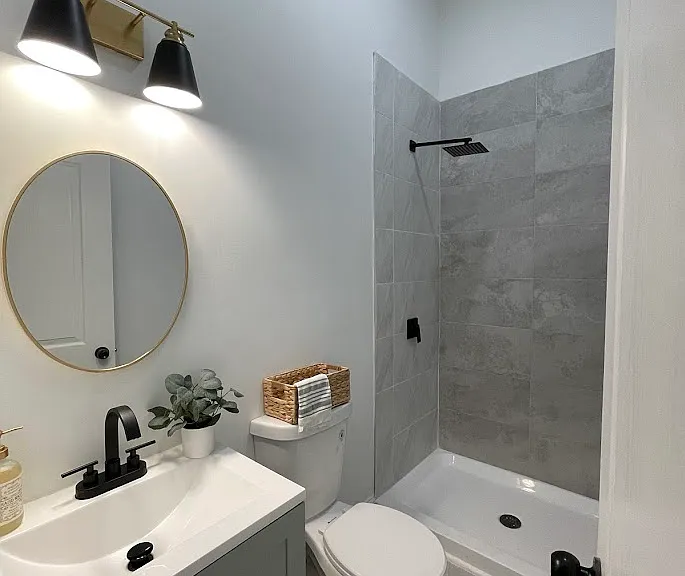 150 S Franklin St #2 — Photo 9